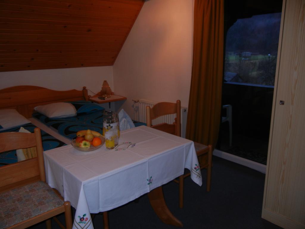 Apartments & Rooms Stare Bohinj Ruang foto